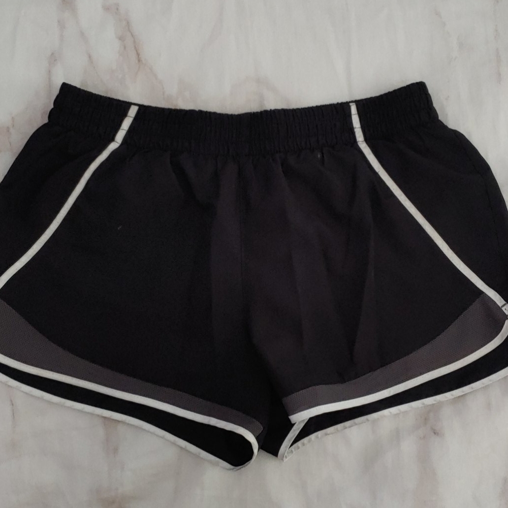 SO Athletic Shorts - M